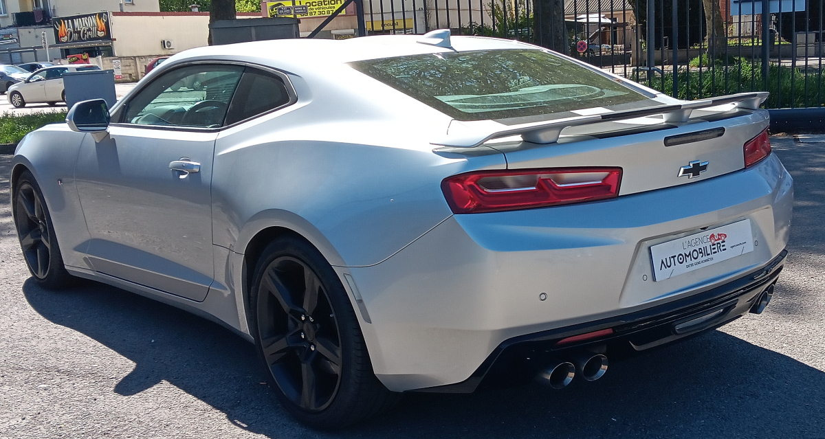 Chevrolet Camaro — 4