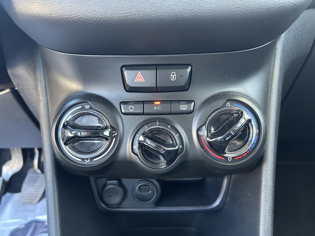 Peugeot 208 — 16