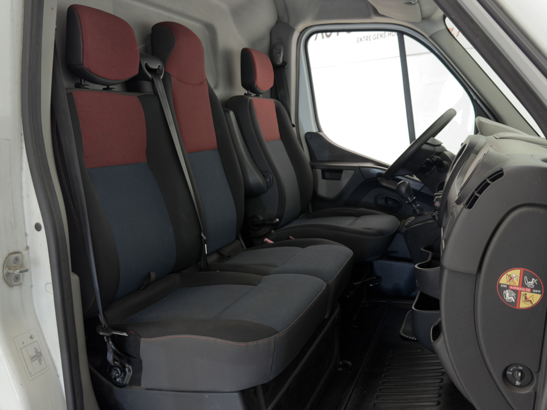 Renault Master — 14