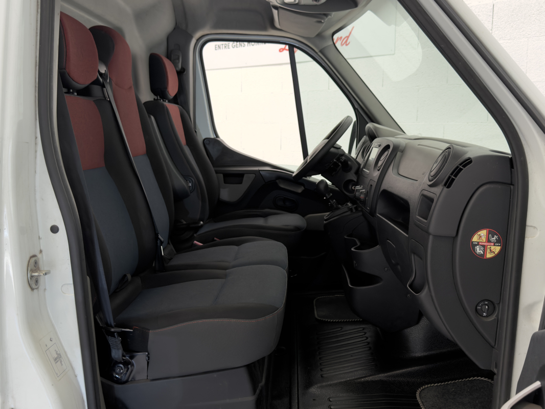 Renault Master — 13