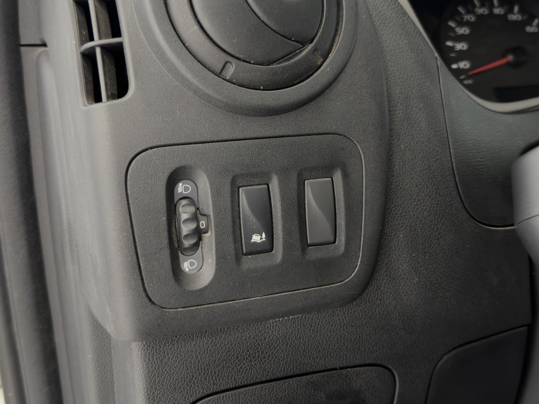 Renault Master — 19