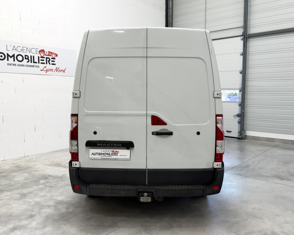 Renault Master — 5