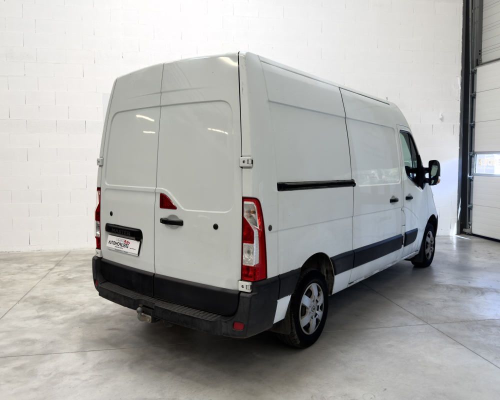 Renault Master — 4