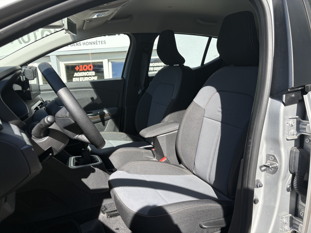 Dacia Sandero — 4
