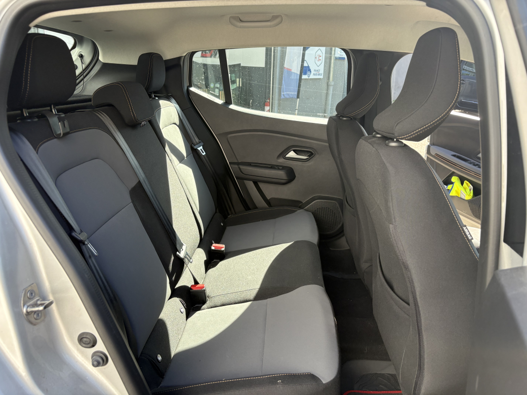 Dacia Sandero — 7