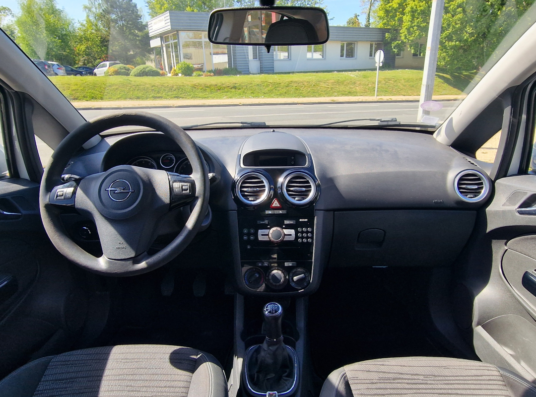 Opel Corsa — 10