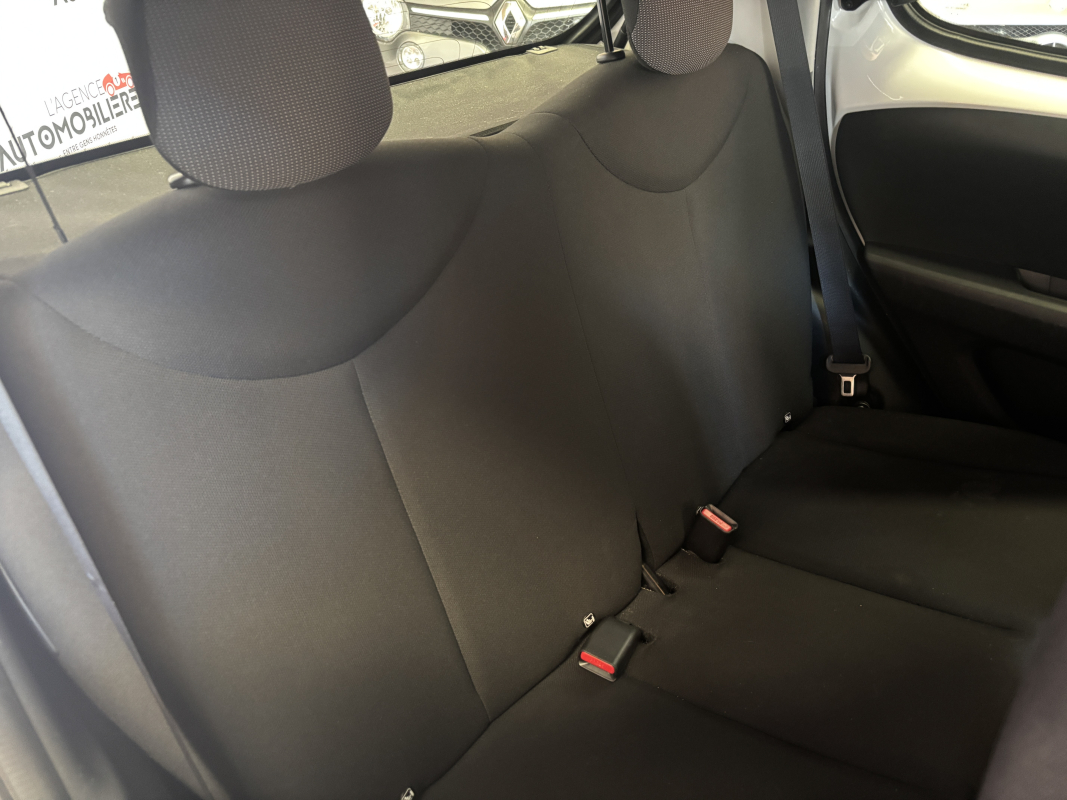 Peugeot 108 — 17