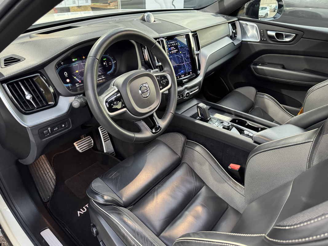 Volvo XC60 — 7