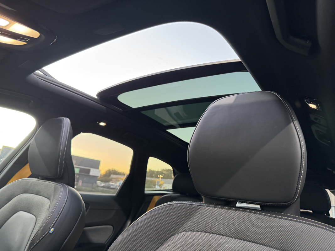 Volvo XC60 — 18