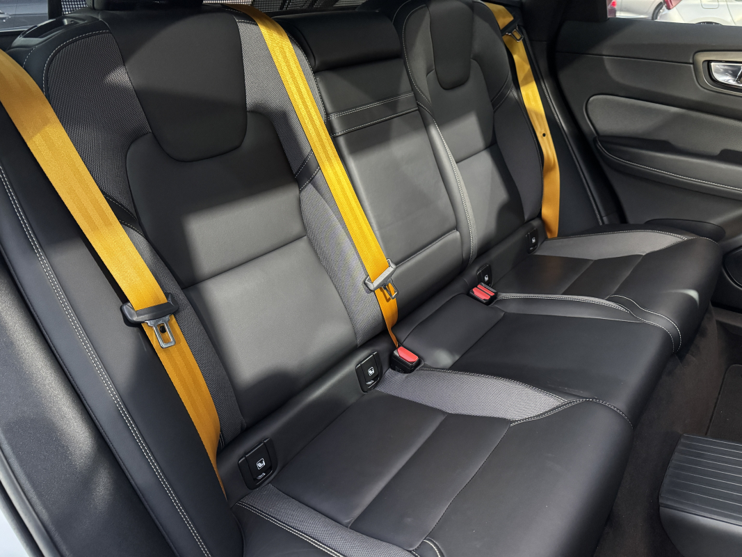 Volvo XC60 — 23