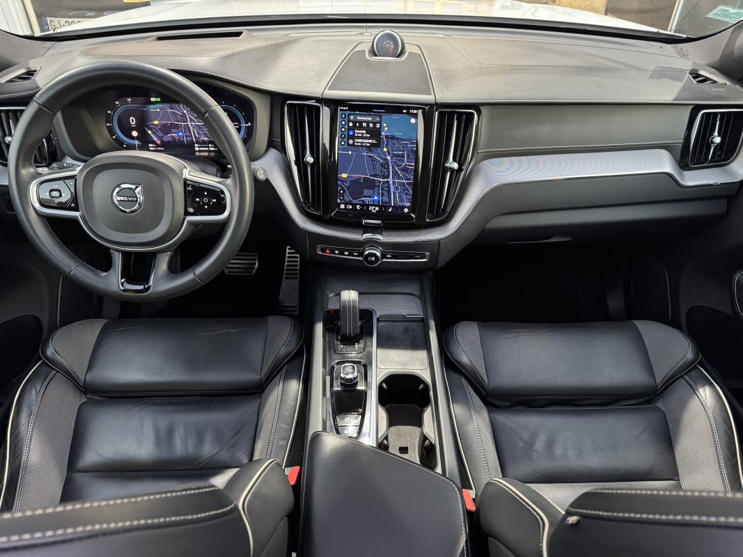 Volvo XC60 — 8