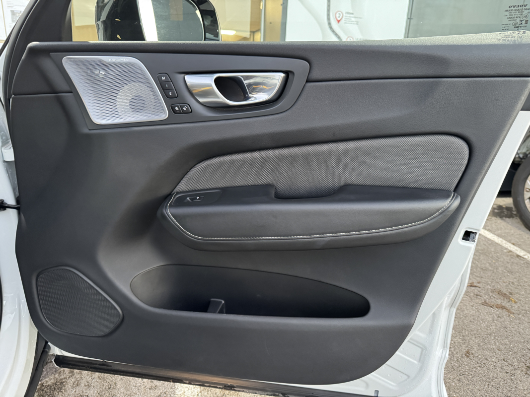 Volvo XC60 — 36