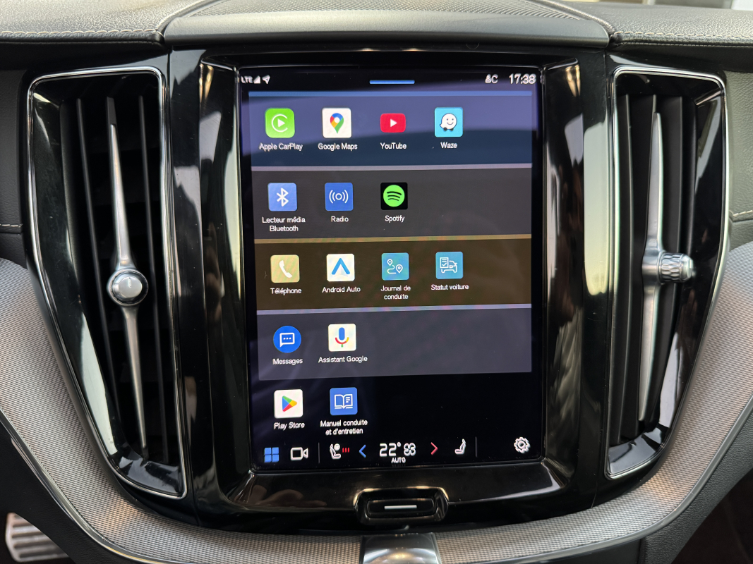 Volvo XC60 — 15