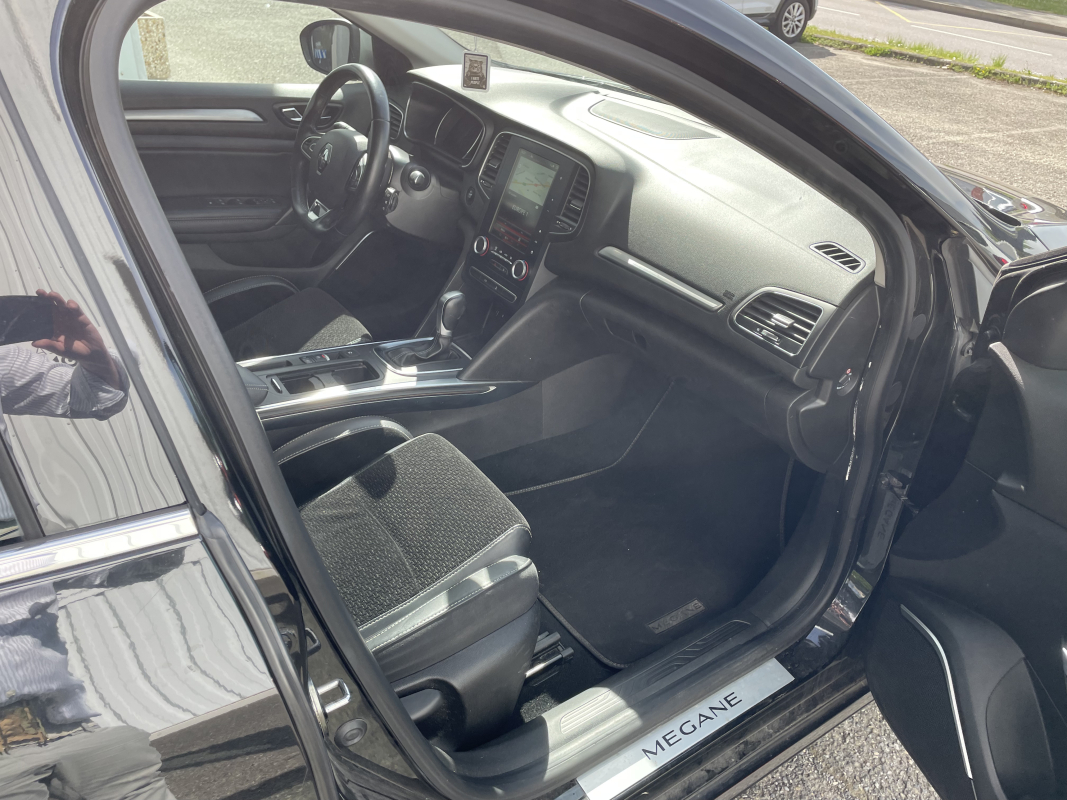 Renault MEGANE IV — 19