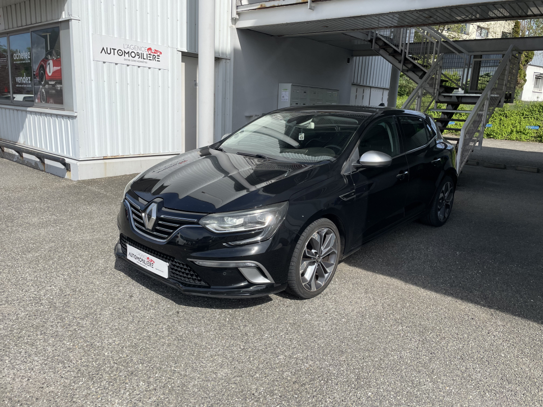Renault MEGANE IV — 9