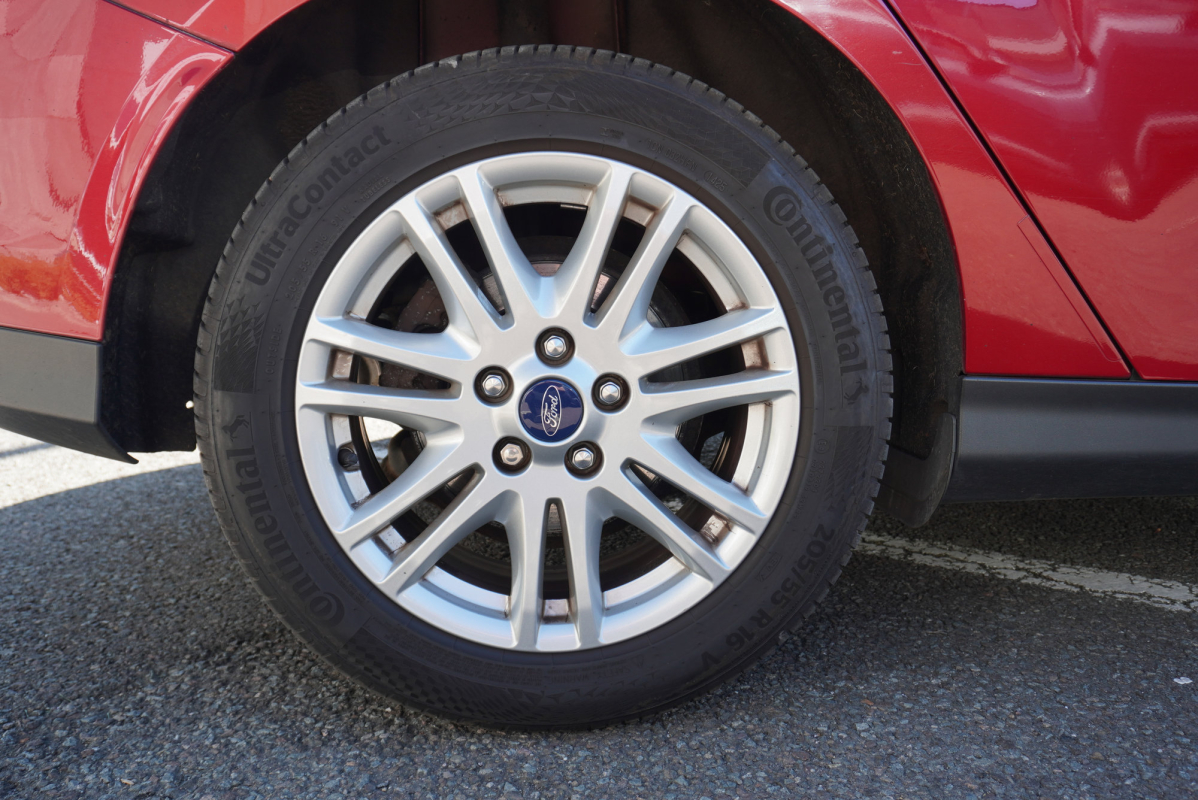 Ford Focus — 32