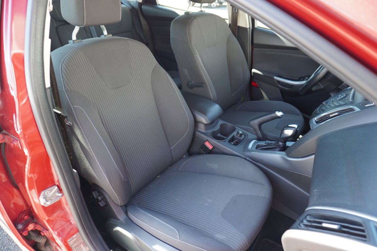 Ford Focus — 10