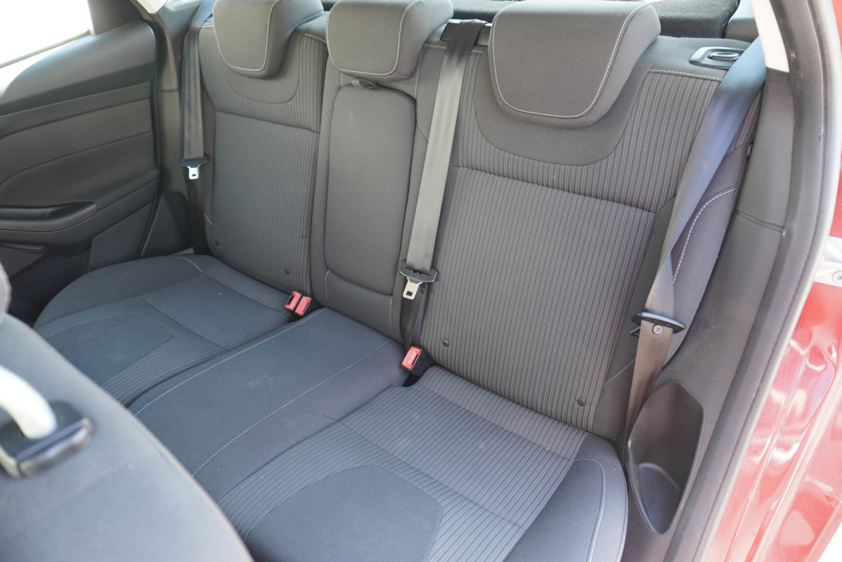 Ford Focus — 12