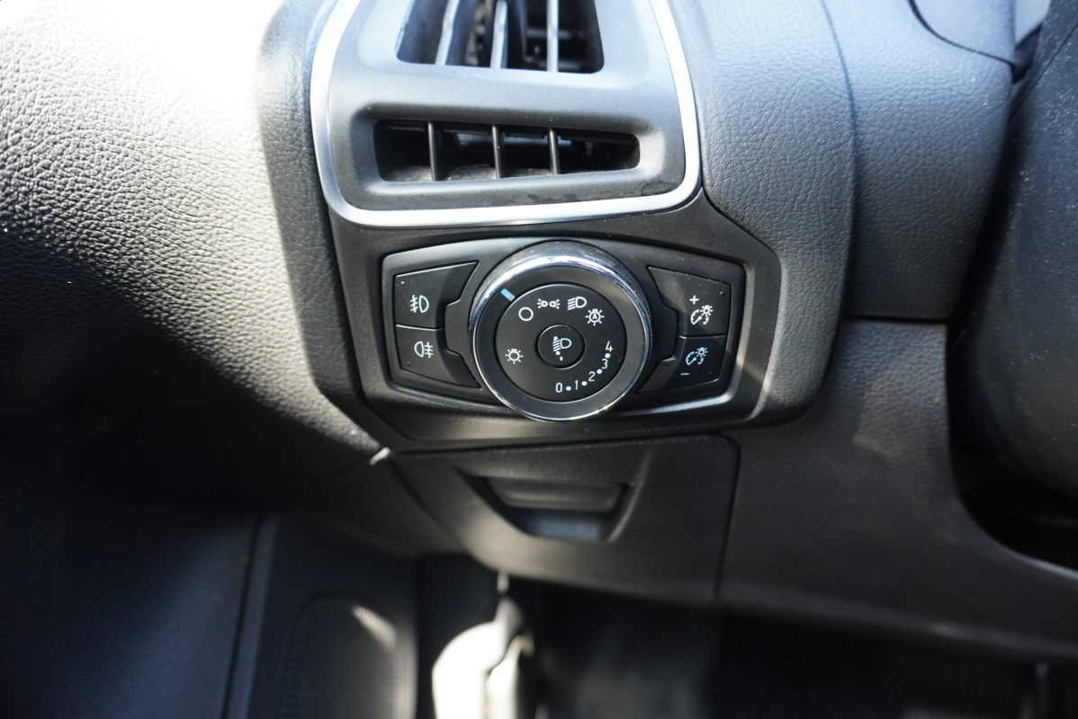 Ford Focus — 23