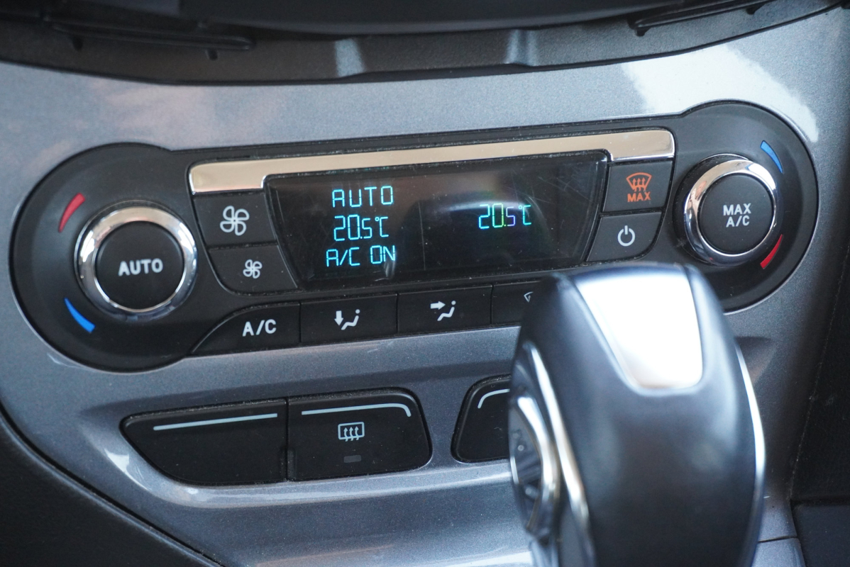 Ford Focus — 18