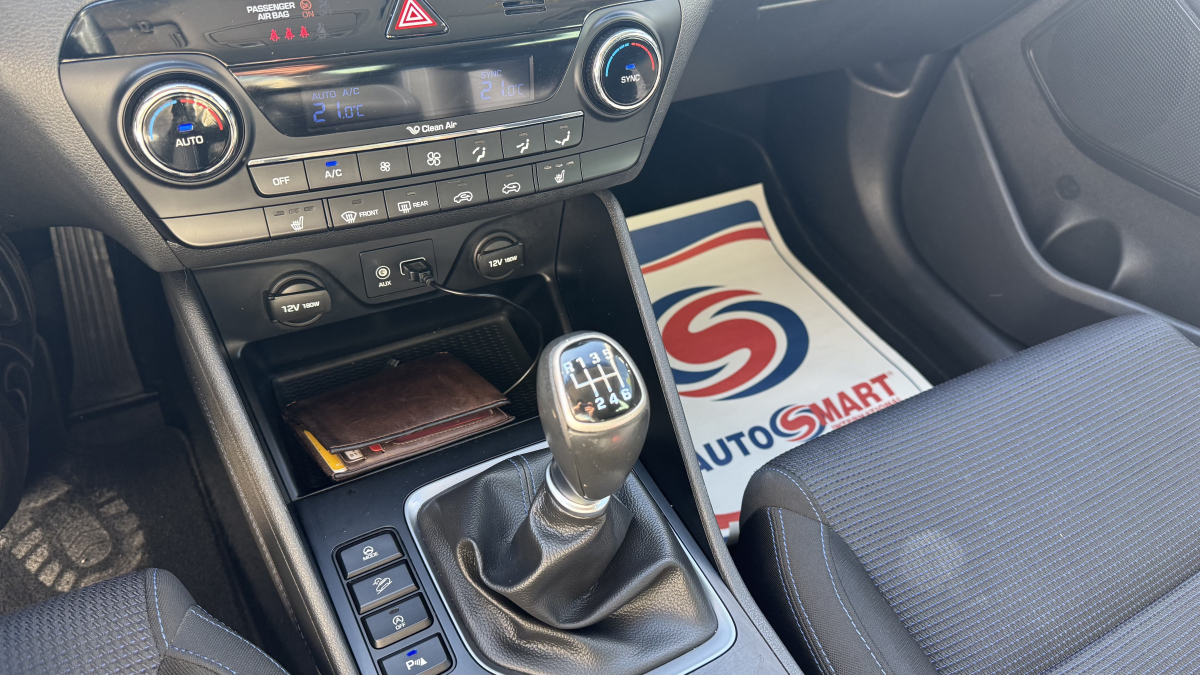 Hyundai Tucson — 16