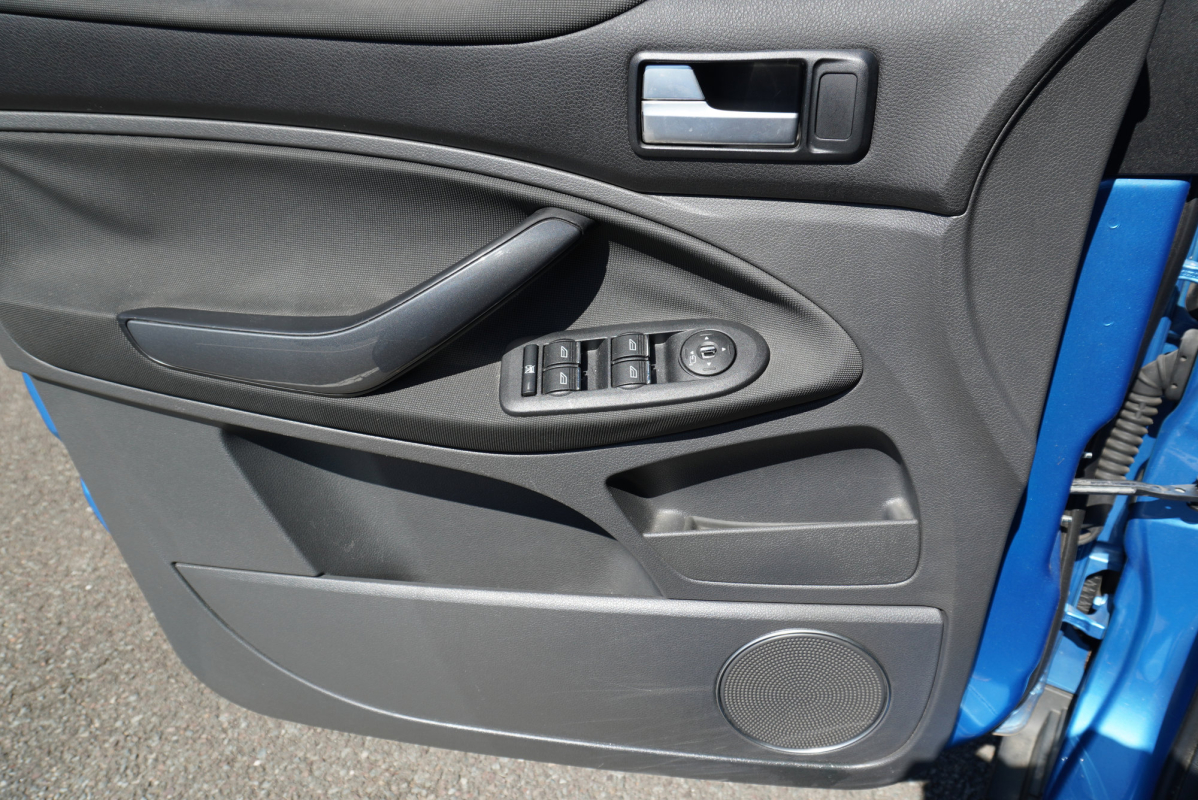 Ford Kuga — 21