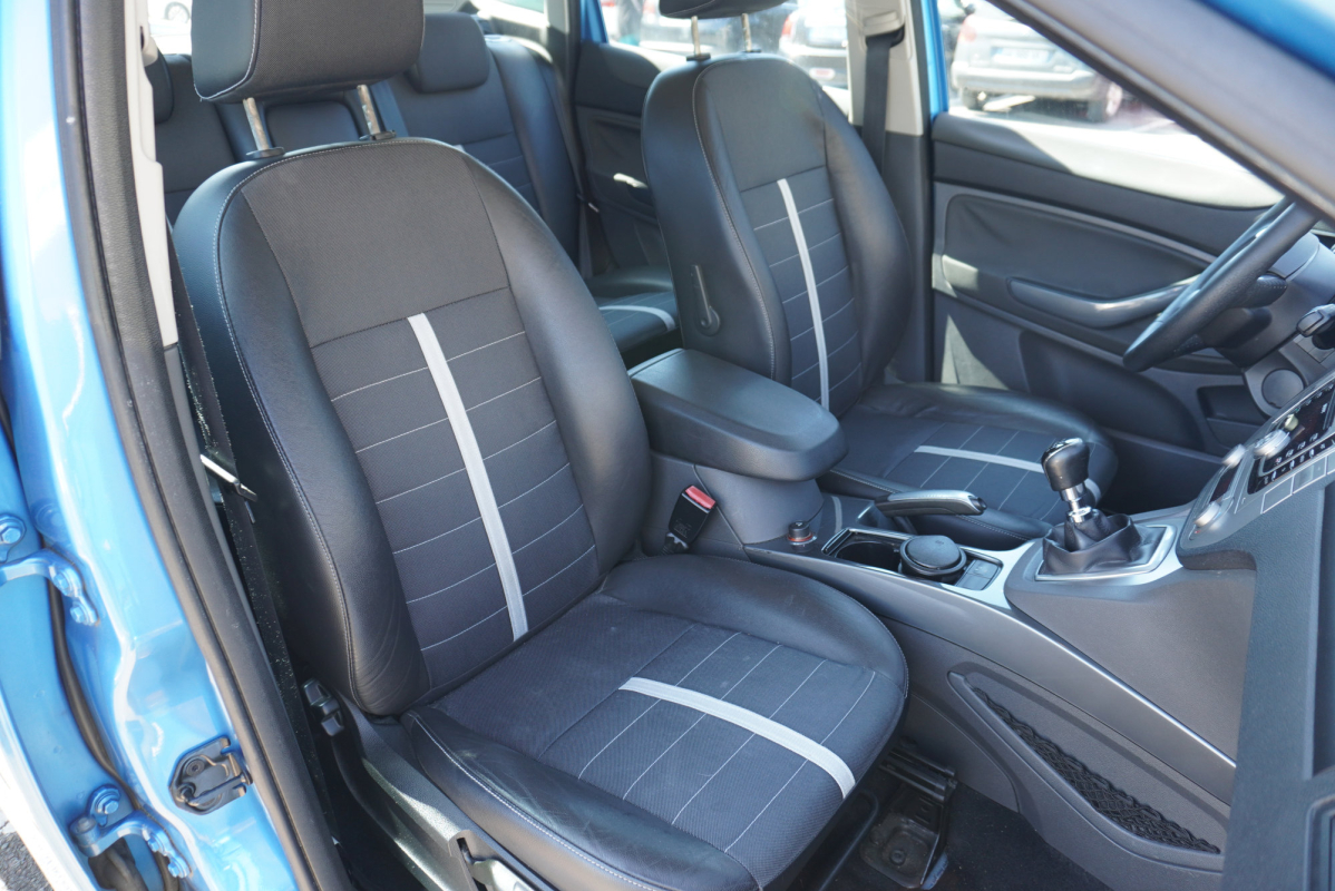 Ford Kuga — 10