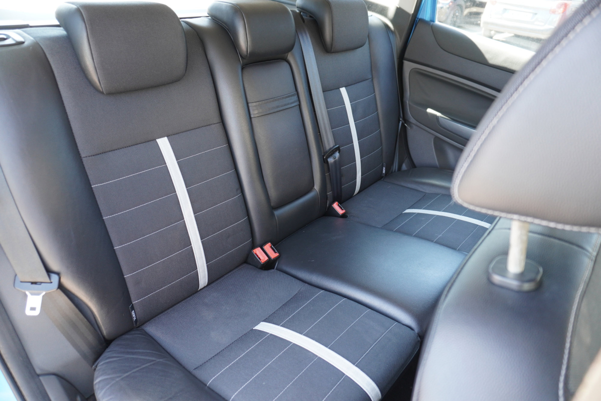 Ford Kuga — 11