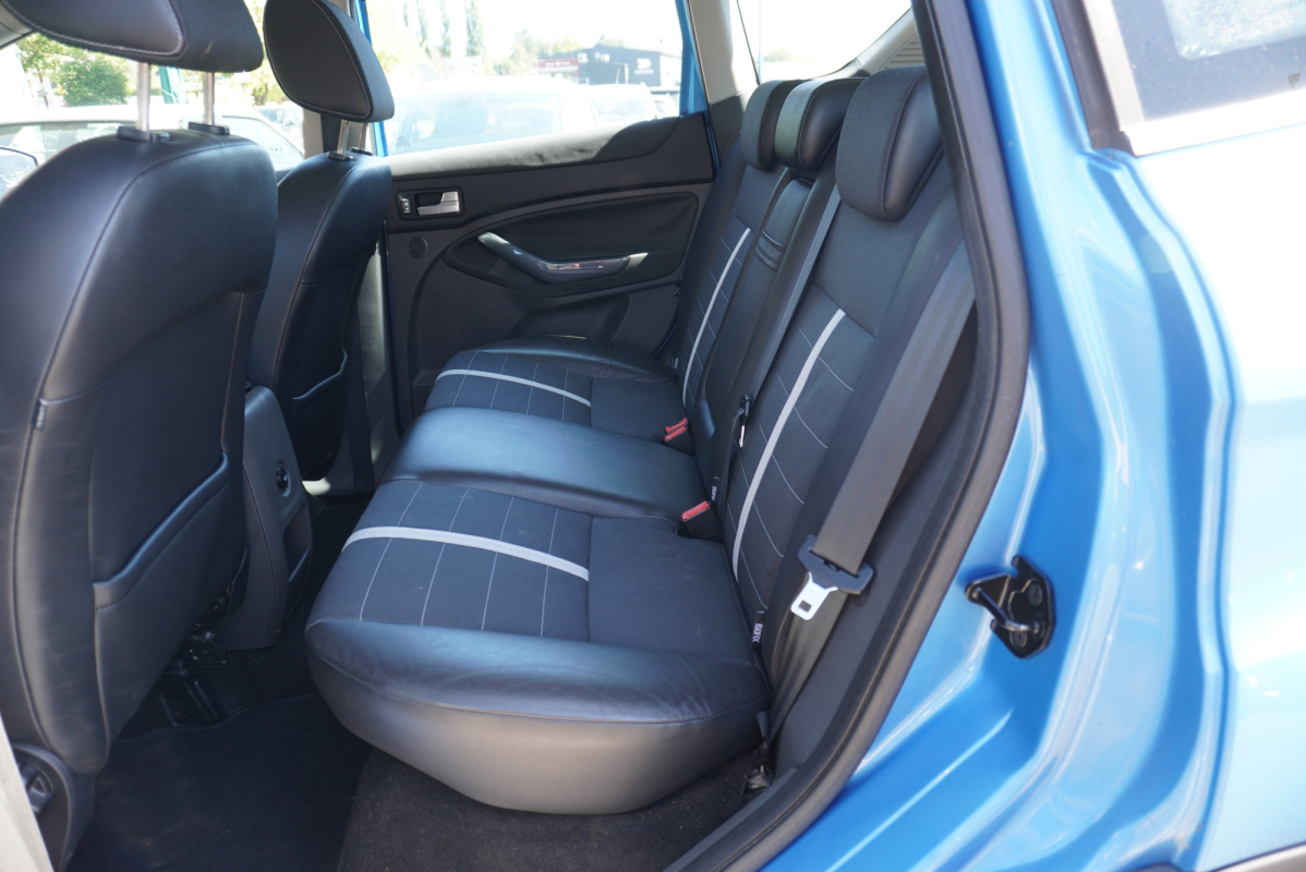 Ford Kuga — 22