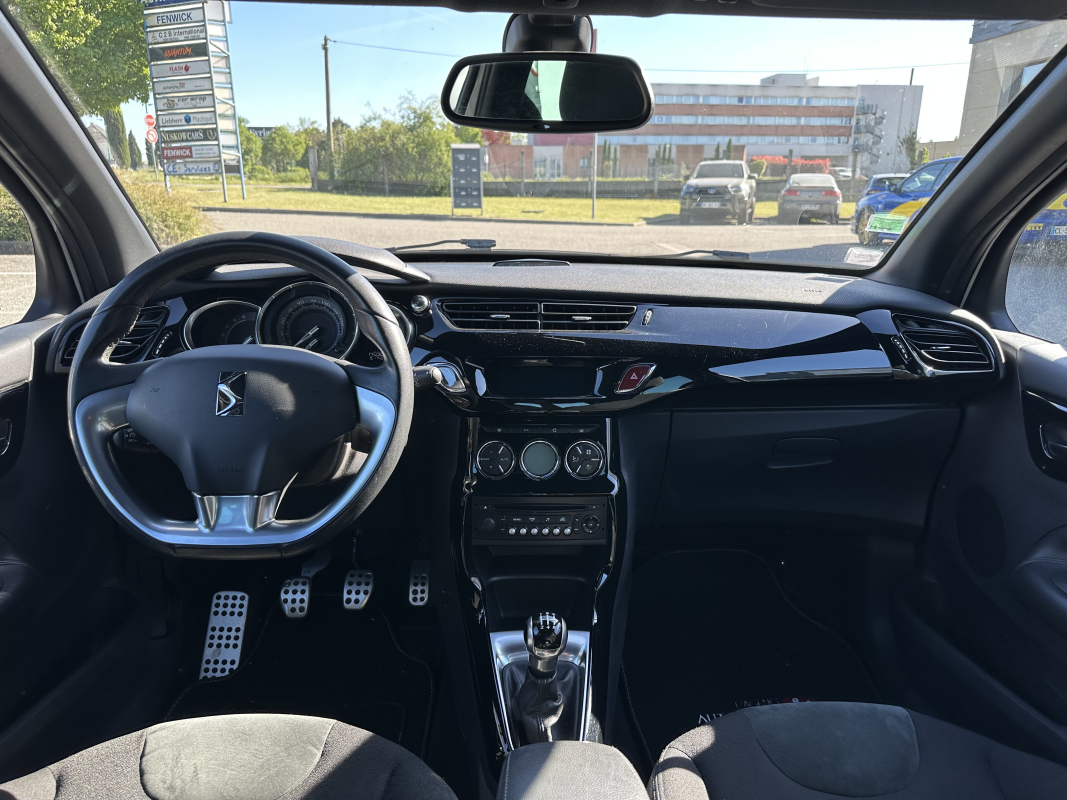 Citroen DS3 — 11