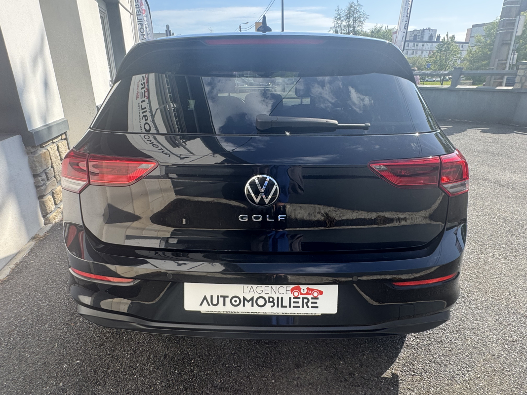 Volkswagen Golf — 7