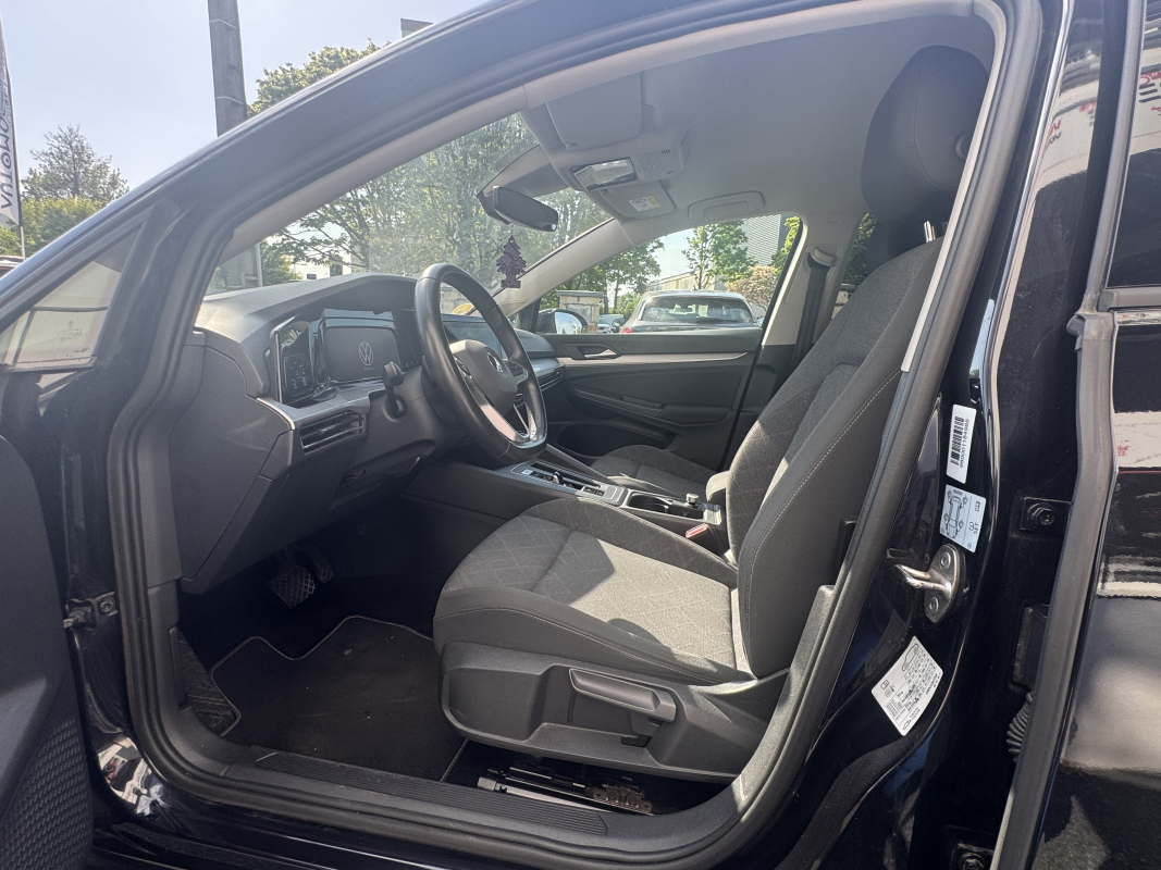 Volkswagen Golf — 14