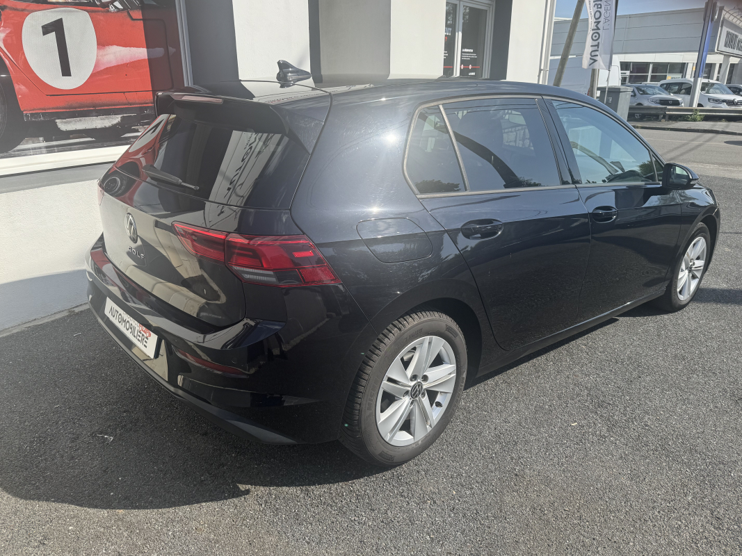 Volkswagen Golf — 16