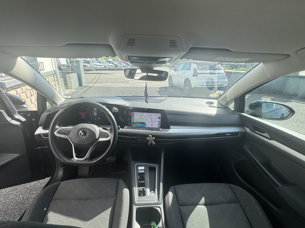 Volkswagen Golf — 17