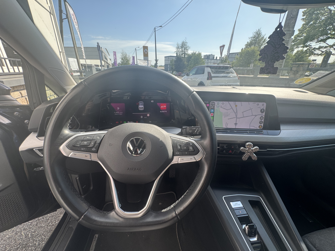 Volkswagen Golf — 21