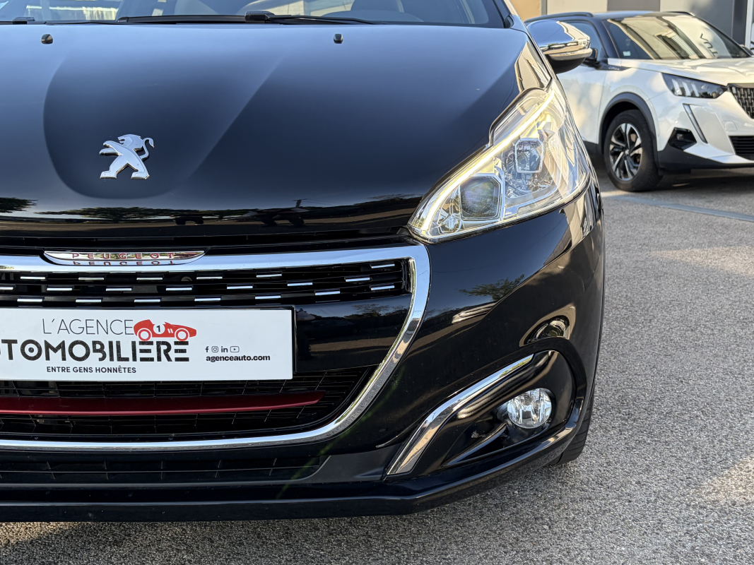 Peugeot 208 — 9