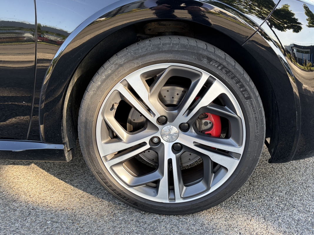 Peugeot 208 — 36