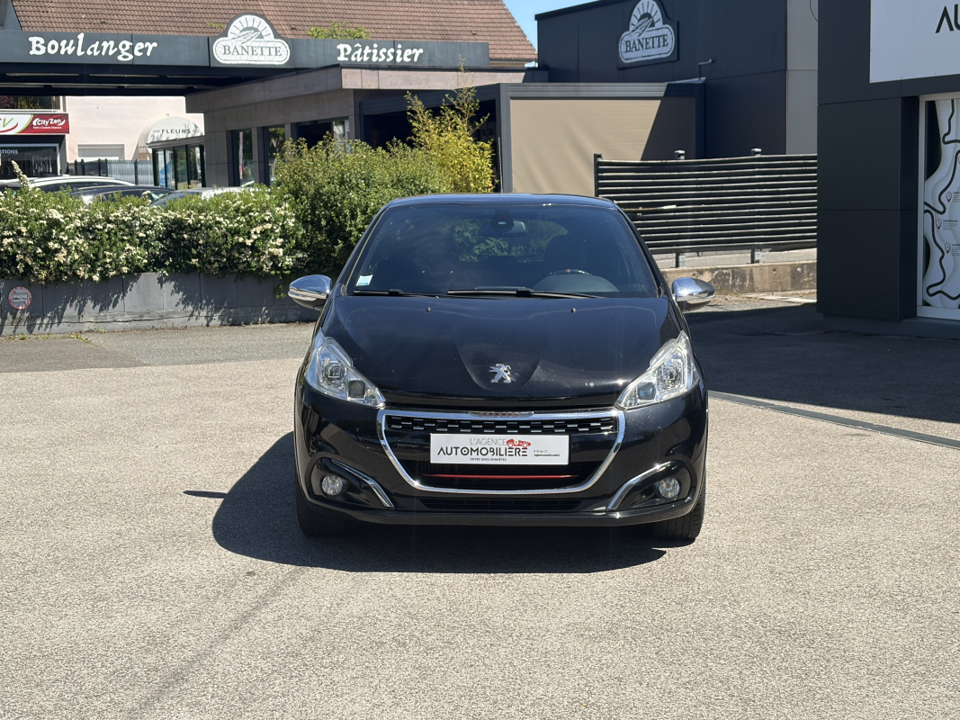 Peugeot 208 — 2