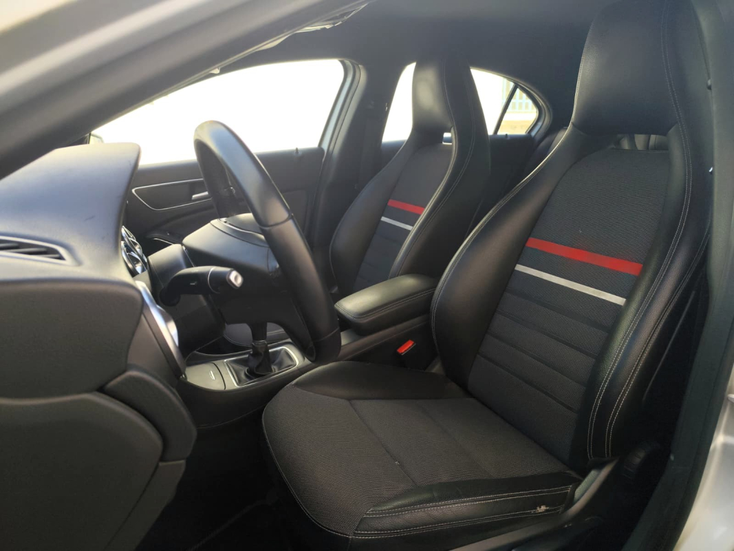 Mercedes Classe A — 10