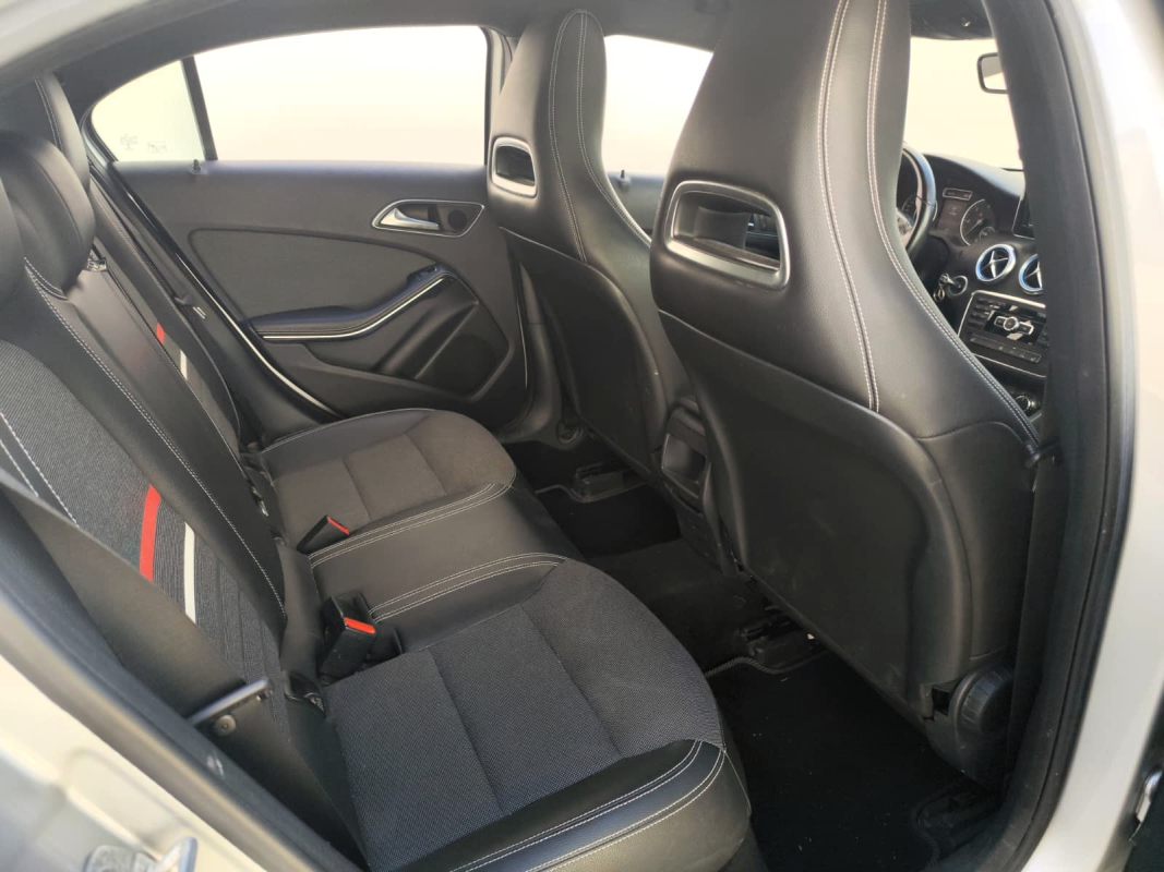 Mercedes Classe A — 17