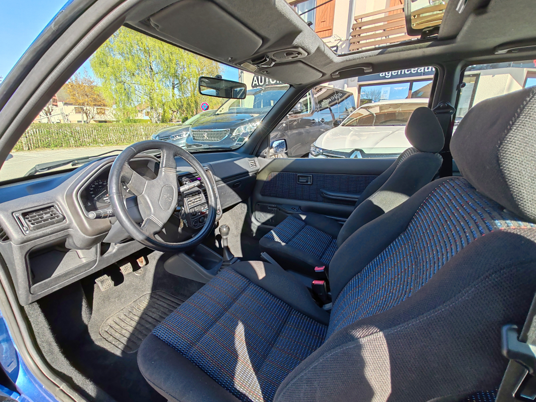 Peugeot 106 — 12