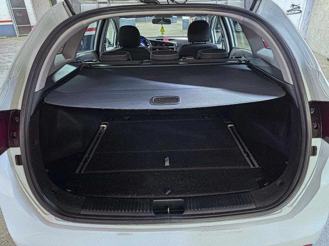 Kia Cee'd — 12