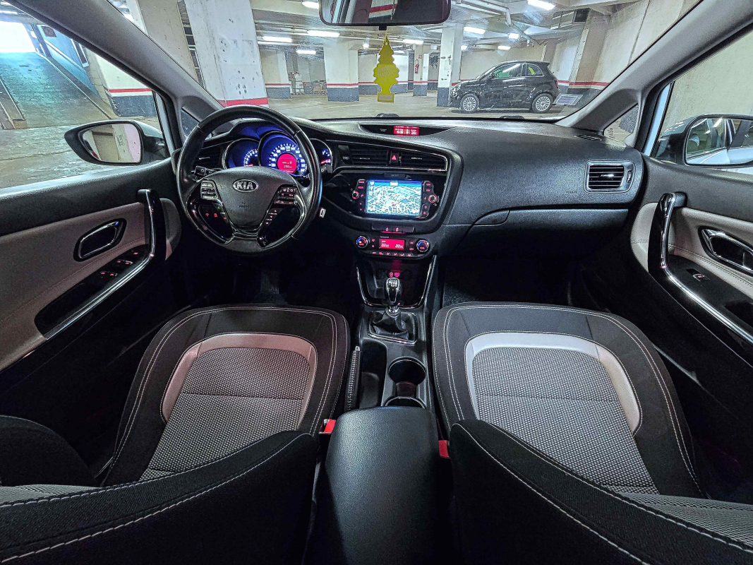 Kia Cee'd — 19