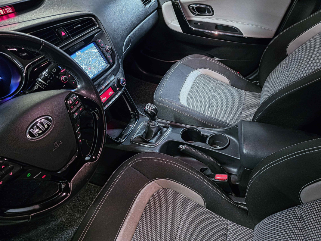 Kia Cee'd — 24
