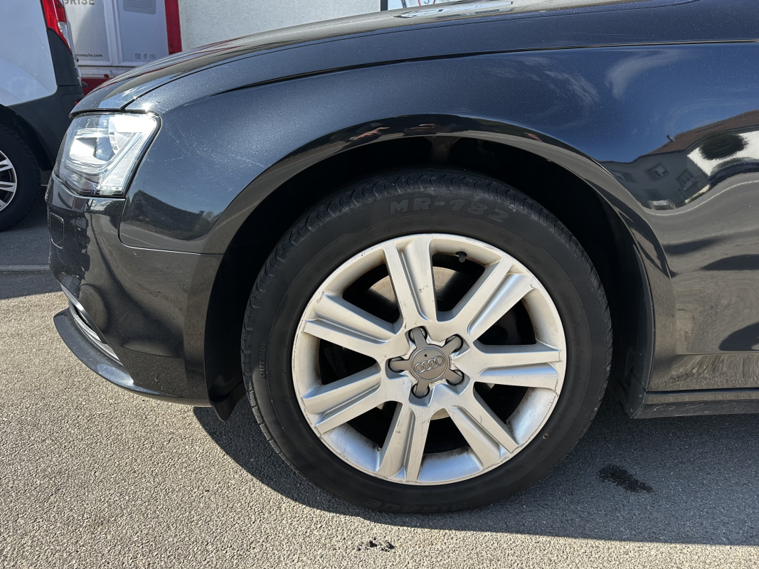 Audi A4 — 9