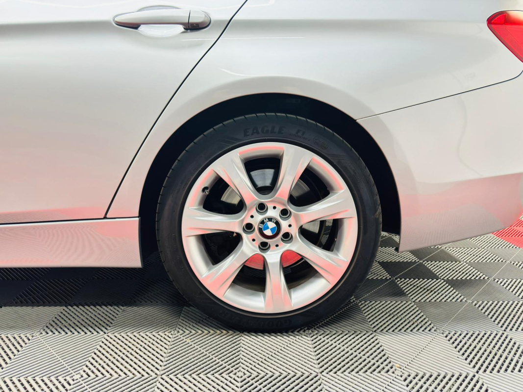 Bmw Série 3 — 38