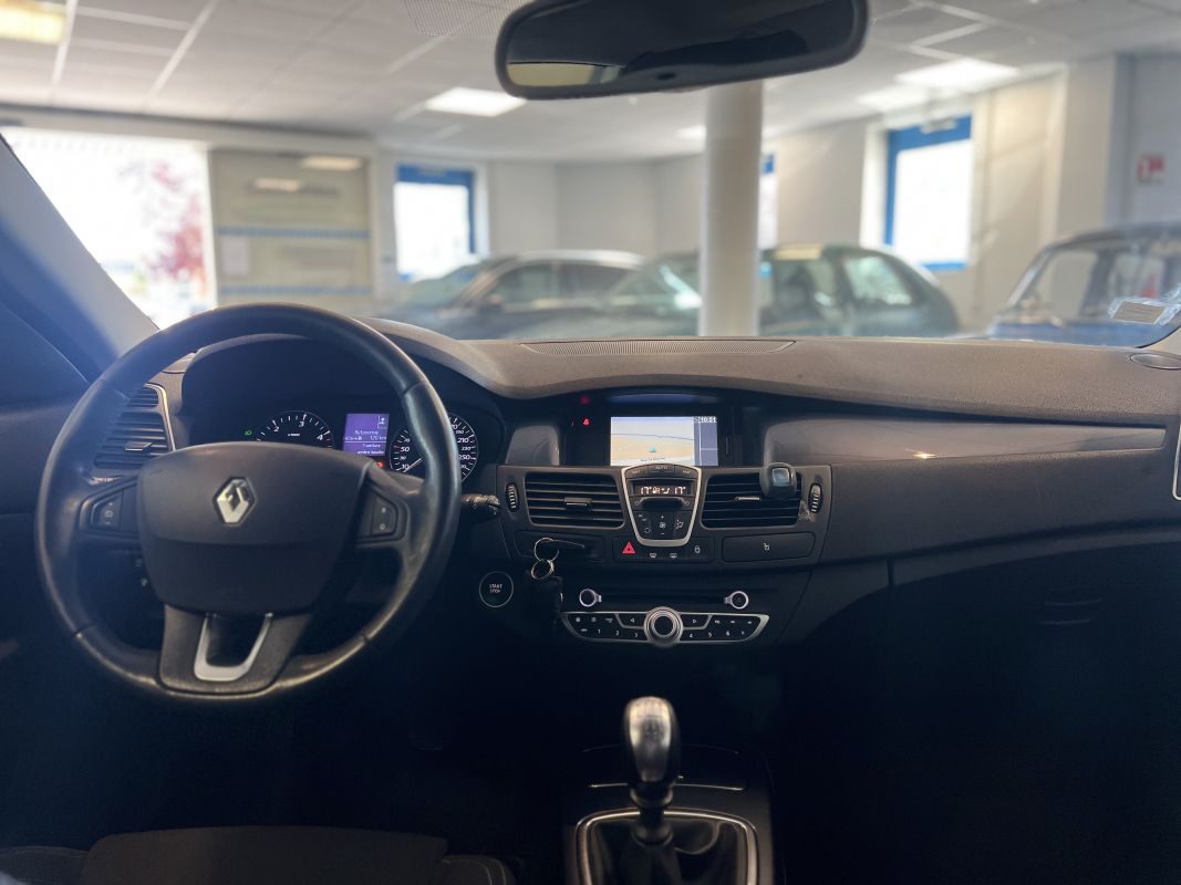 Renault Laguna — 4