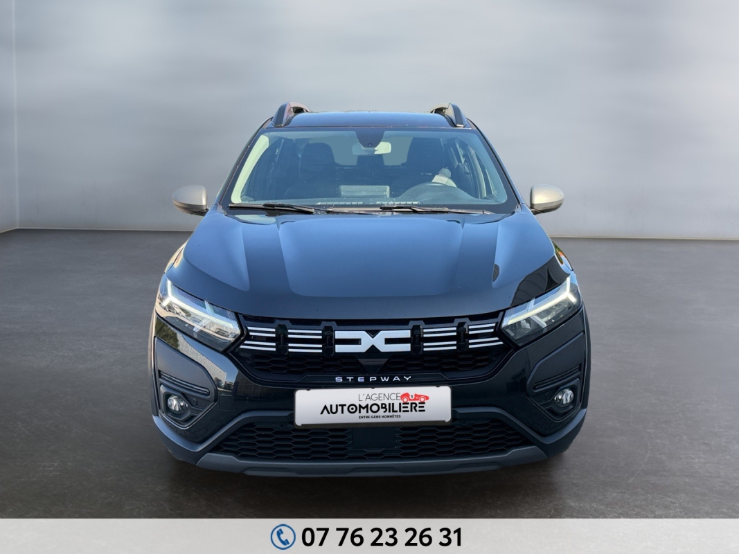 Dacia Sandero — 8