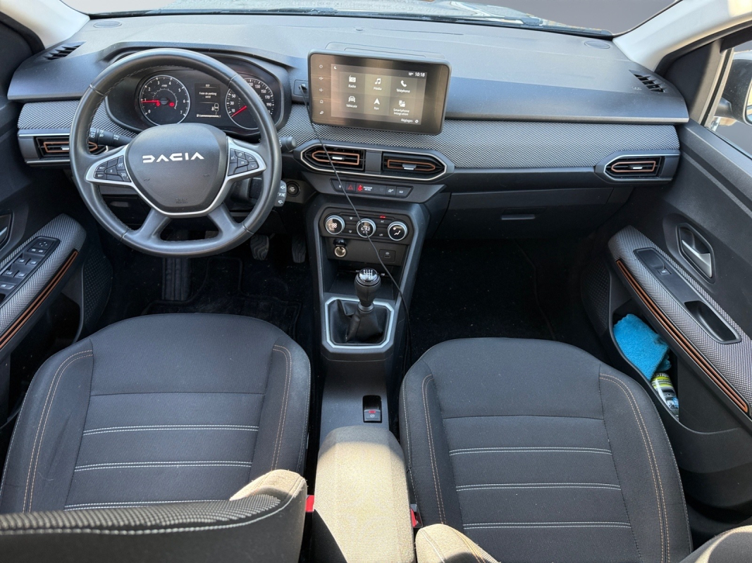 Dacia Sandero — 10