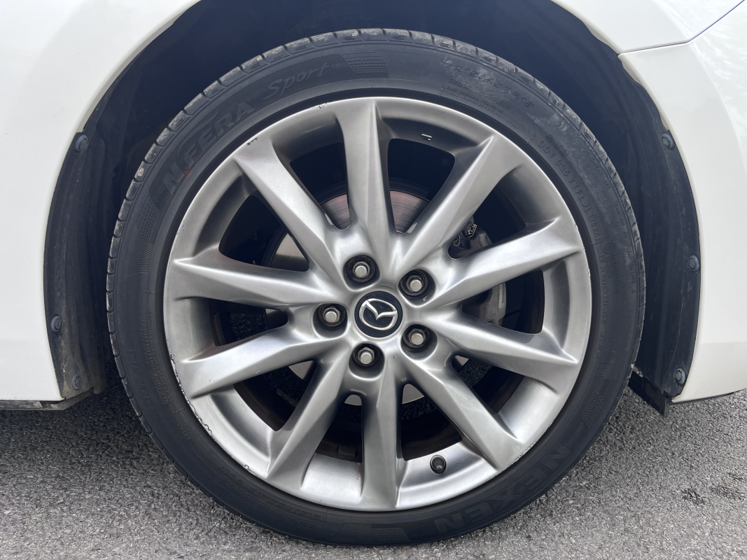 Mazda Mazda 3 — 38